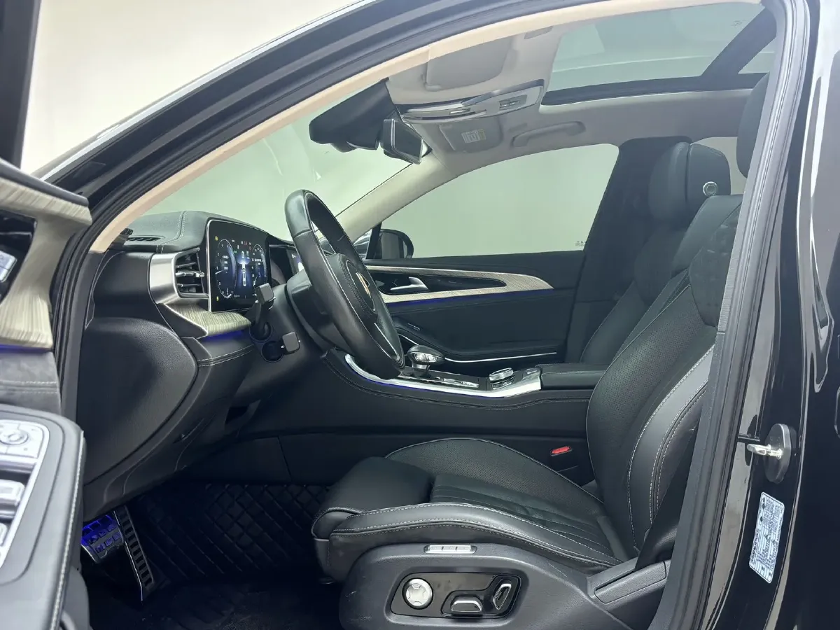 2022 HongQi H9 2.0T 252HP L4 7DCT,autocango,china used car exporter,china ev exporter,chinese used car exporter,chinese used ev exporter