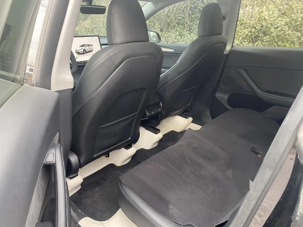 2022 Tesla Model Y BEV 60KWH,autocango,china used car exporter,china ev exporter,chinese used car exporter,chinese used ev exporter