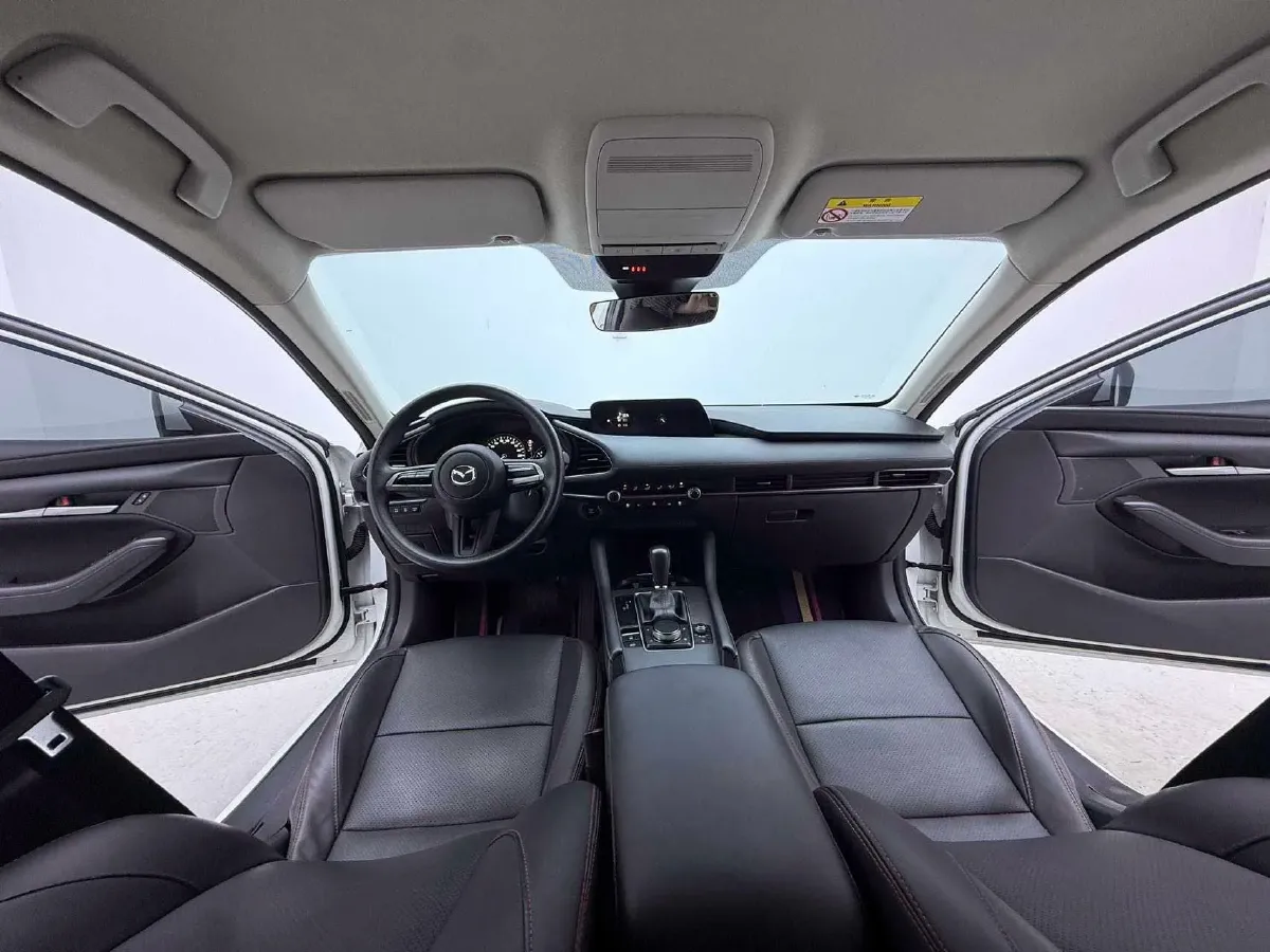 2021 Mazda 3 Axela 1.5L 117HP L4 6AT,autocango,china used car exporter,china ev exporter,chinese used car exporter,chinese used ev exporter