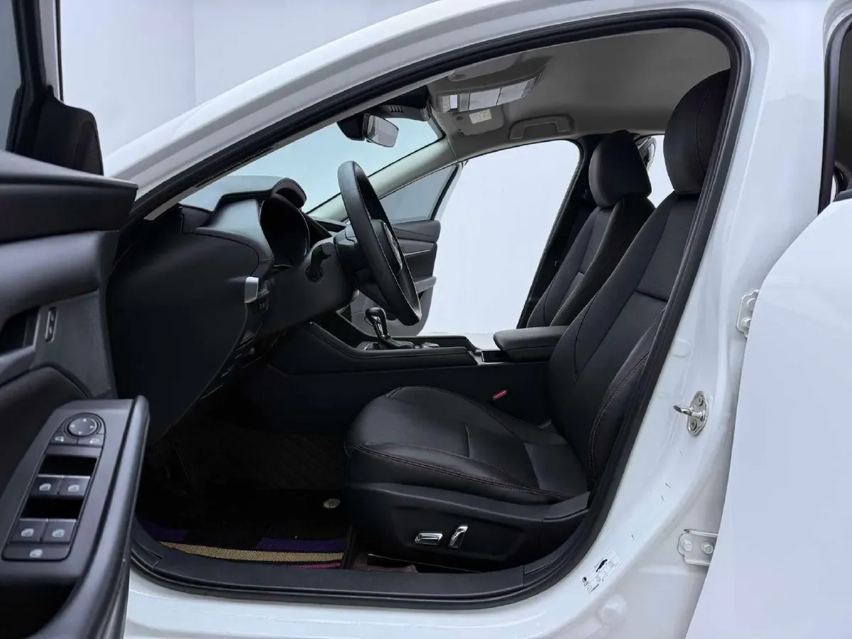 2021 Mazda 3 Axela 1.5L 117HP L4 6AT,autocango,china used car exporter,china ev exporter,chinese used car exporter,chinese used ev exporter