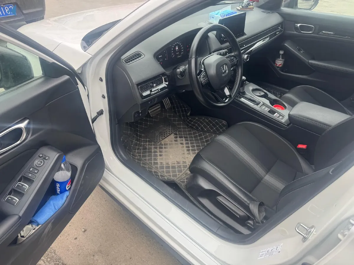 2023 Honda Civic 1.5T 182HP L4 CVT,autocango,china used car exporter,china ev exporter,chinese used car exporter,chinese used ev exporter