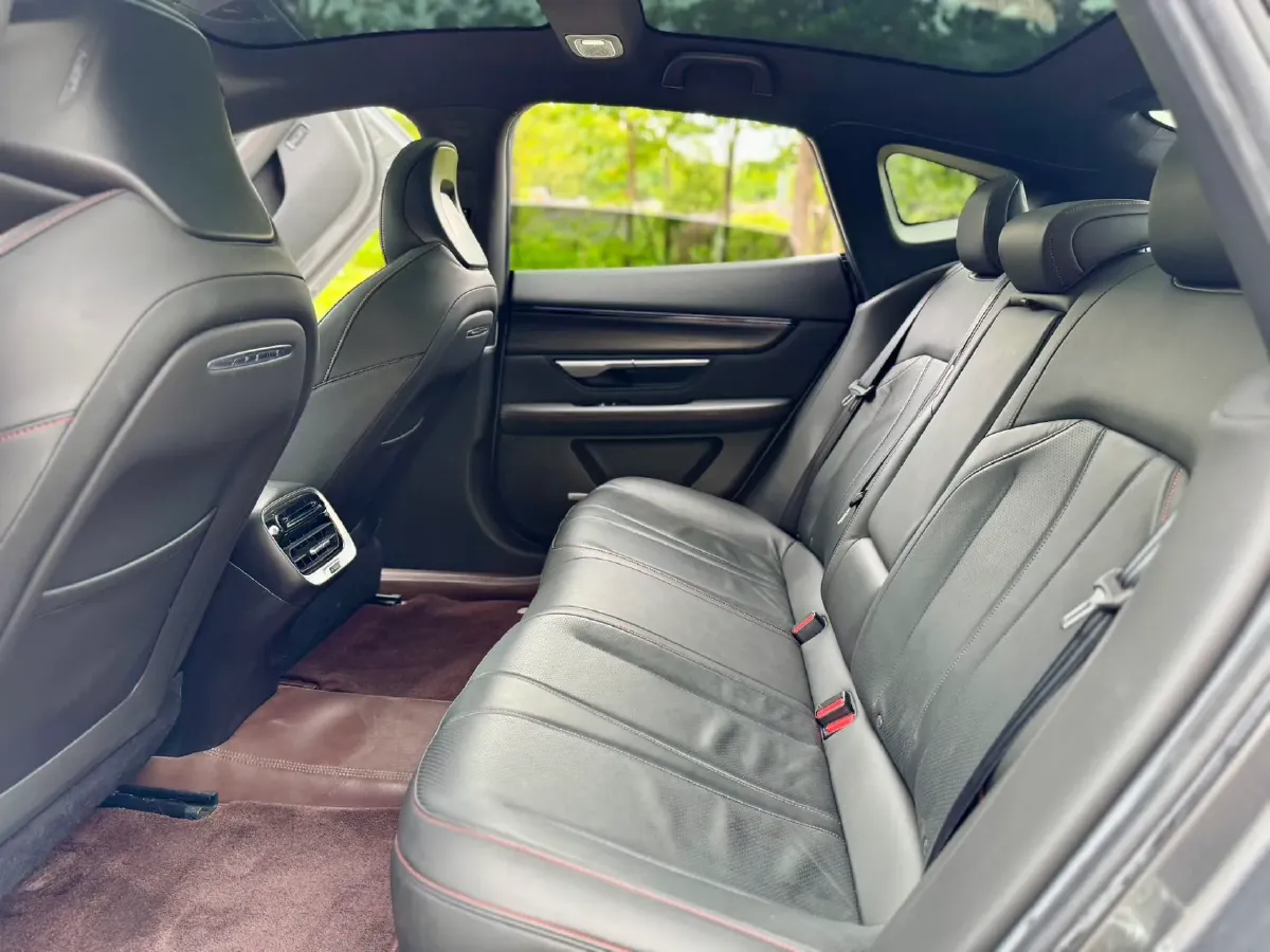 2022 Volkswagen Talagon 2.0T 220HP L4 7DCT,autocango,china used car exporter,china ev exporter,chinese used car exporter,chinese used ev exporter