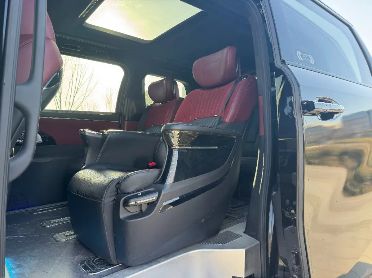 2023 GAC Trumpchi M8 2.0T 252HP L4 8AT,autocango,china used car exporter,china ev exporter,chinese used car exporter,chinese used ev exporter