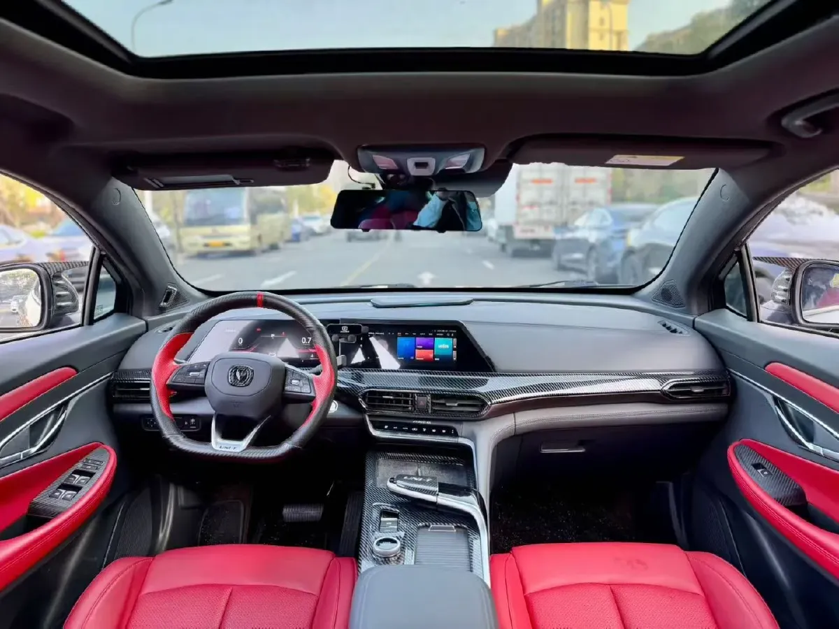 2021 ChangAn UNI-T 1.5T 180HP L4 7DCT,autocango,china used car exporter,china ev exporter,chinese used car exporter,chinese used ev exporter