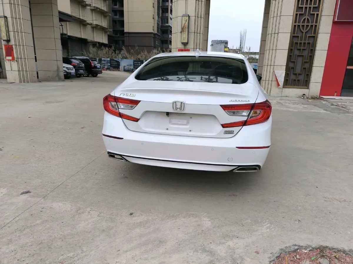 2018 Honda Accord 1.5T 194HP L4 CVT,autocango,china used car exporter,china ev exporter,chinese used car exporter,chinese used ev exporter
