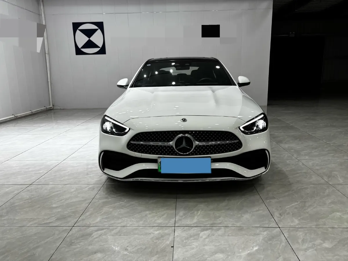 2025 Mercedes-Benz C Class 2.0T 204HP L4 9AT PHEV 25.4KWH,autocango,china used car exporter,china ev exporter,chinese used car exporter,chinese used ev exporter