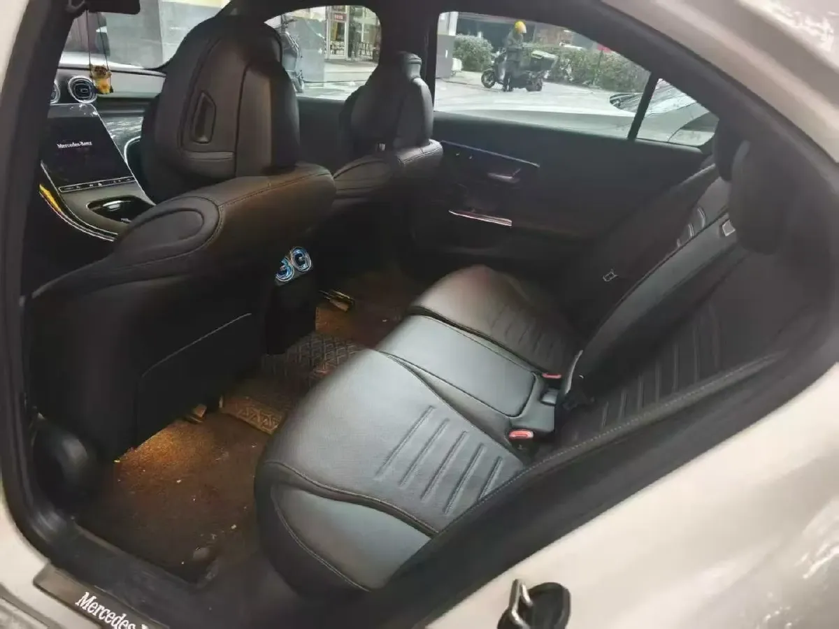 2024 Mercedes-Benz C Class 1.5T 204HP L4 9AT,autocango,china used car exporter,china ev exporter,chinese used car exporter,chinese used ev exporter