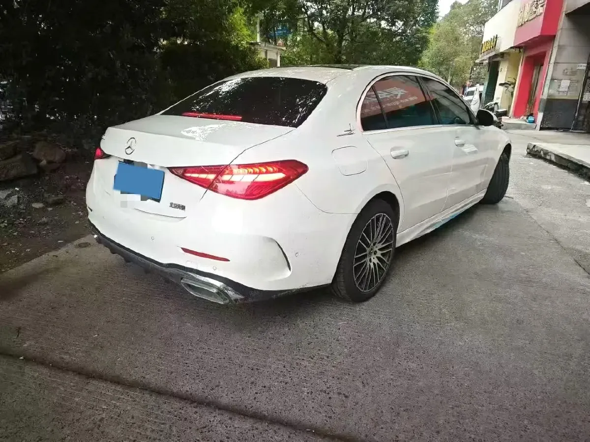 2024 Mercedes-Benz C Class 1.5T 204HP L4 9AT,autocango,china used car exporter,china ev exporter,chinese used car exporter,chinese used ev exporter