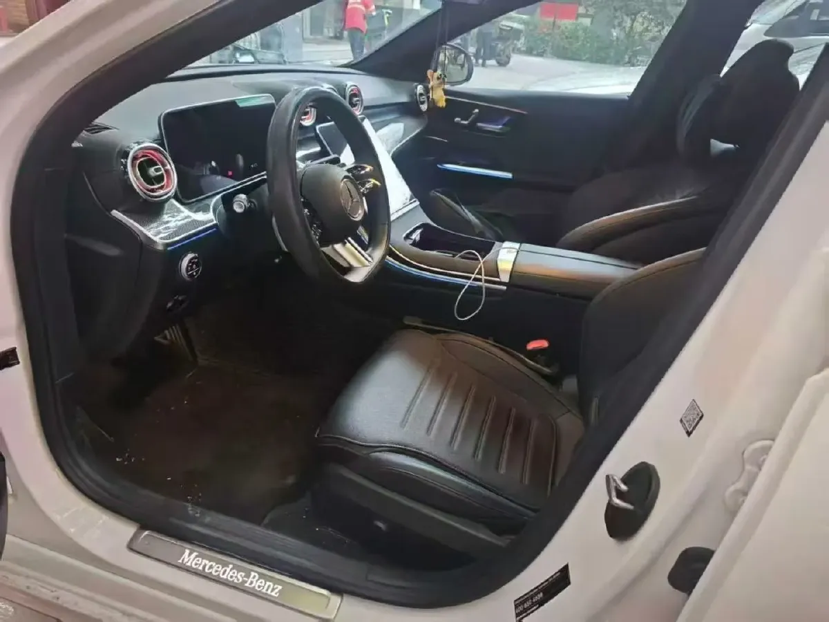 2024 Mercedes-Benz C Class 1.5T 204HP L4 9AT,autocango,china used car exporter,china ev exporter,chinese used car exporter,chinese used ev exporter