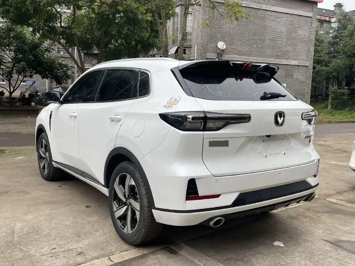 2025 ChangAn CS55 Plus 1.5T 192HP L4 7DCT,autocango,china used car exporter,china ev exporter,chinese used car exporter,chinese used ev exporter