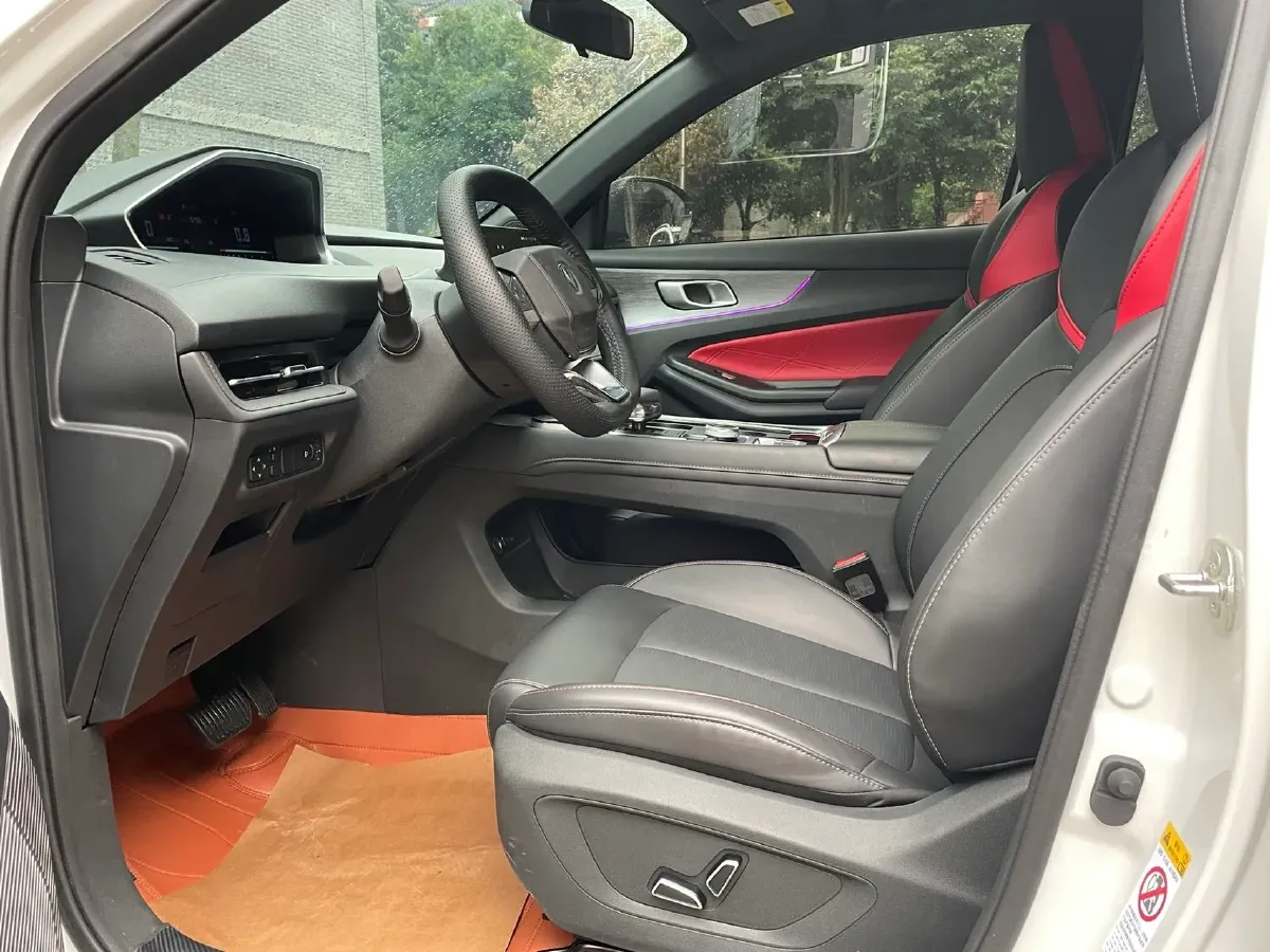 2025 ChangAn CS55 Plus 1.5T 192HP L4 7DCT,autocango,china used car exporter,china ev exporter,chinese used car exporter,chinese used ev exporter