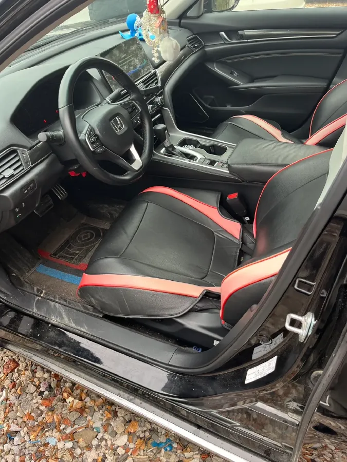 2022 Honda Accord 1.5T 194HP L4 CVT,autocango,china used car exporter,china ev exporter,chinese used car exporter,chinese used ev exporter