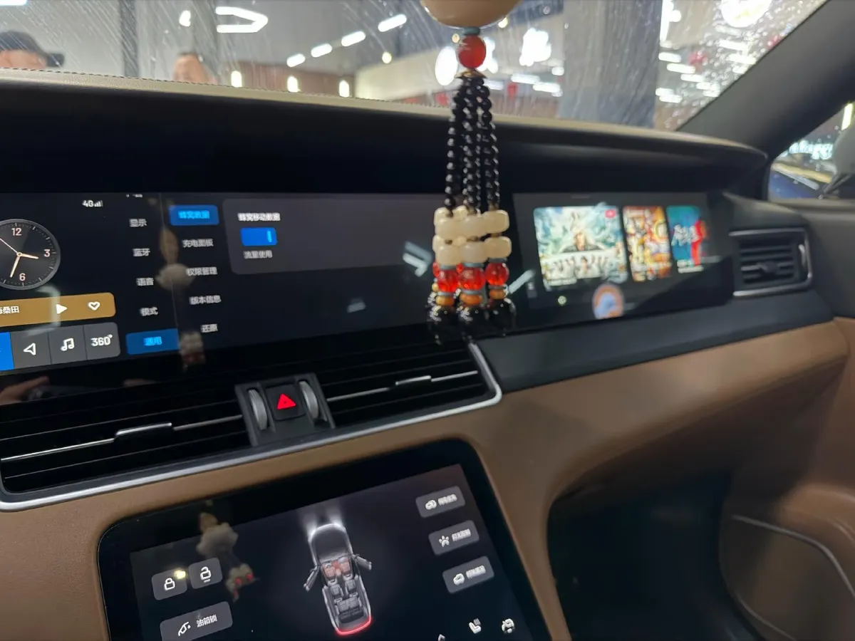 2021 Li ONE Range Extended 131HP REEV 40.5KWH,autocango,china used car exporter,china ev exporter,chinese used car exporter,chinese used ev exporter