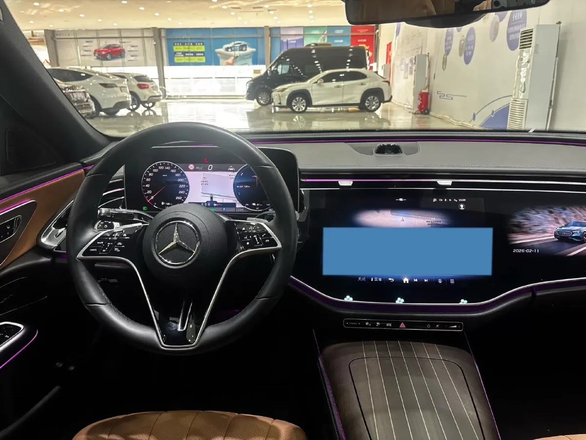 2024 Mercedes-Benz E Class 2.0T 204HP L4 9AT PHEV 25.4KWH,autocango,china used car exporter,china ev exporter,chinese used car exporter,chinese used ev exporter