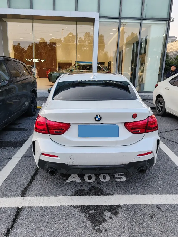 2022 BMW 1 Series 1.5T 140HP L3 7DCT,autocango,china used car exporter,china ev exporter,chinese used car exporter,chinese used ev exporter