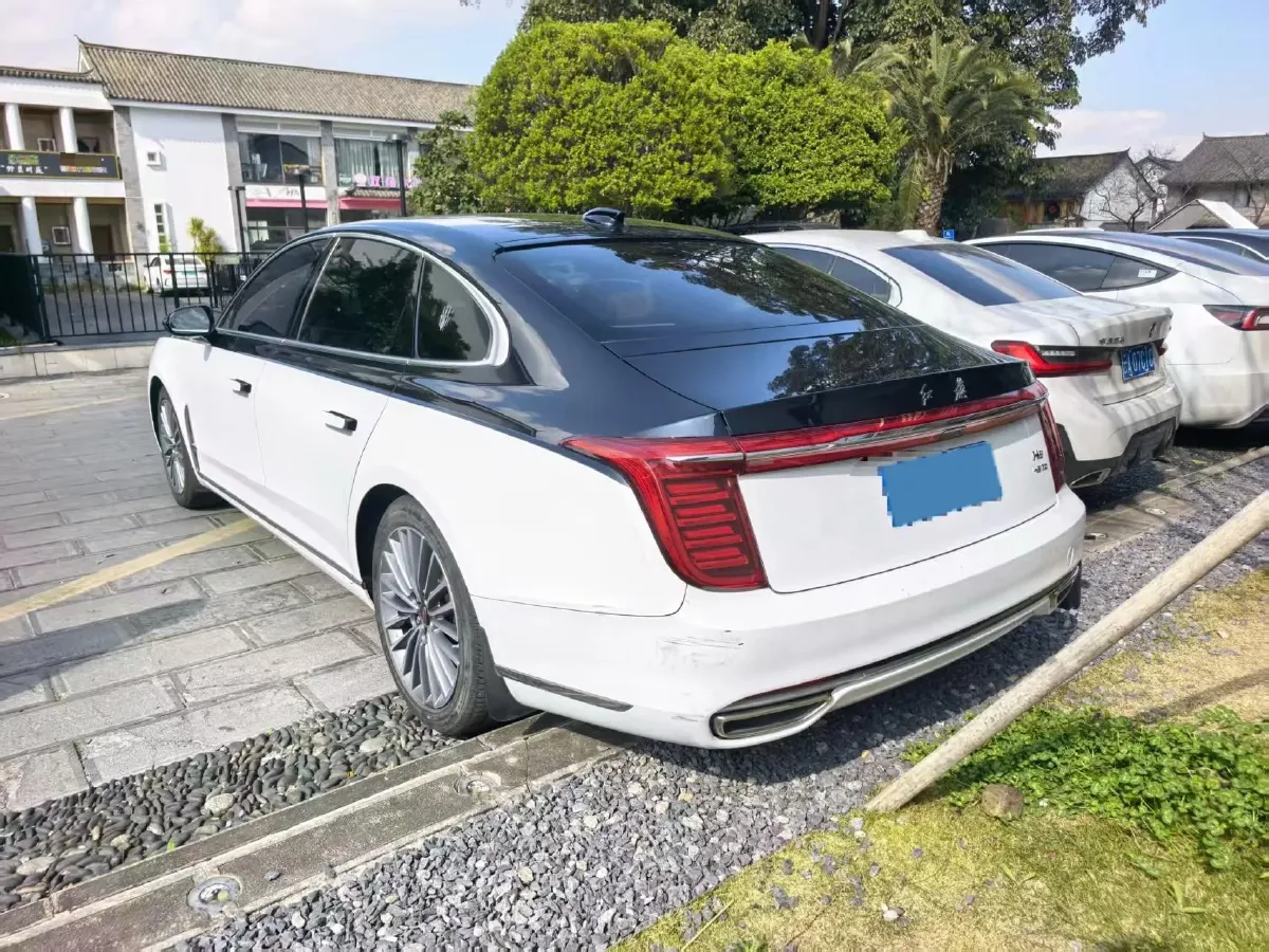 2023 HongQi H9 2.0T 252HP L4 7DCT,autocango,china used car exporter,china ev exporter,chinese used car exporter,chinese used ev exporter