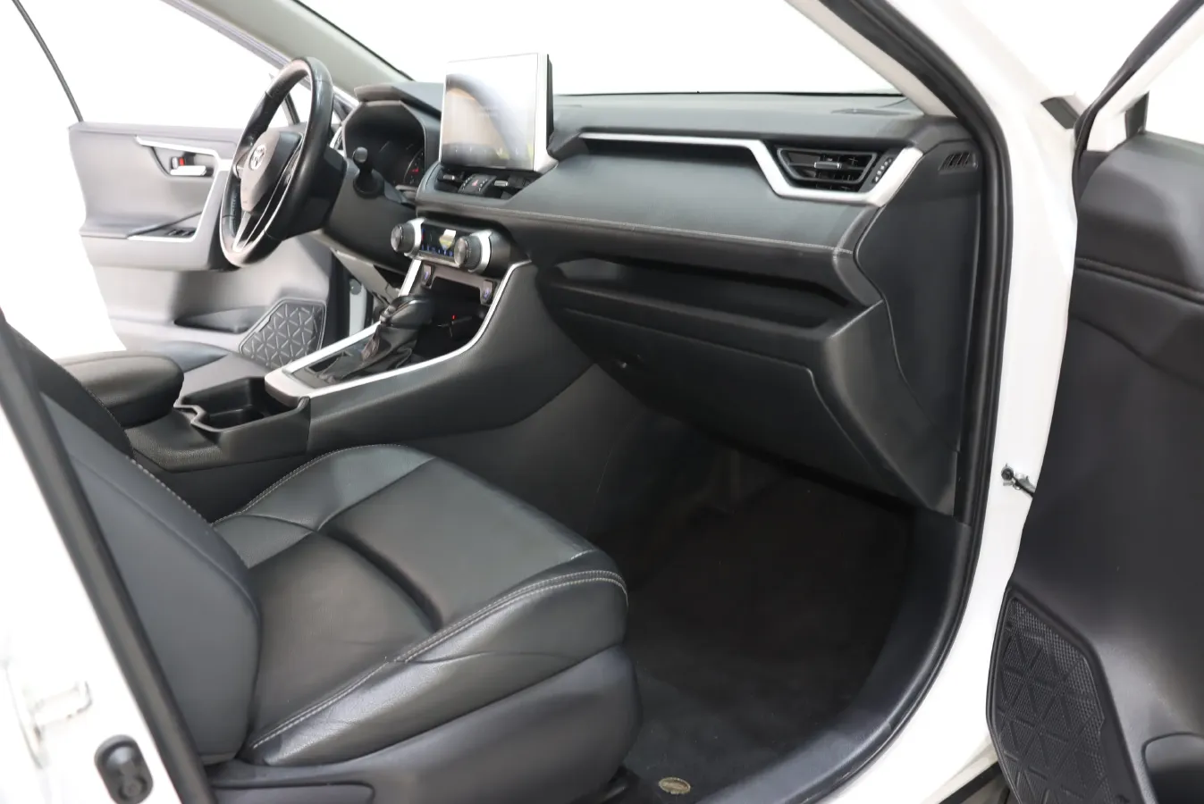 2022 Toyota Wildlander 2.0L 171HP L4 CVT,autocango,china used car exporter,china ev exporter,chinese used car exporter,chinese used ev exporter