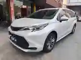 2024 Toyota Sienna 2.5L 189HP L4 E-CVT Hybrid