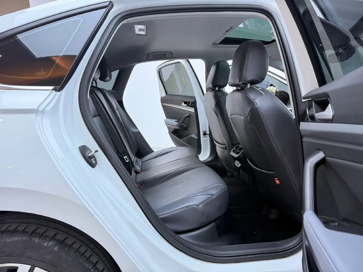 2023 Volkswagen Lavida 1.4T 150HP L4 7DCT,autocango,china used car exporter,china ev exporter,chinese used car exporter,chinese used ev exporter