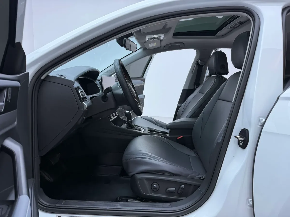 2023 Volkswagen Lavida 1.4T 150HP L4 7DCT,autocango,china used car exporter,china ev exporter,chinese used car exporter,chinese used ev exporter