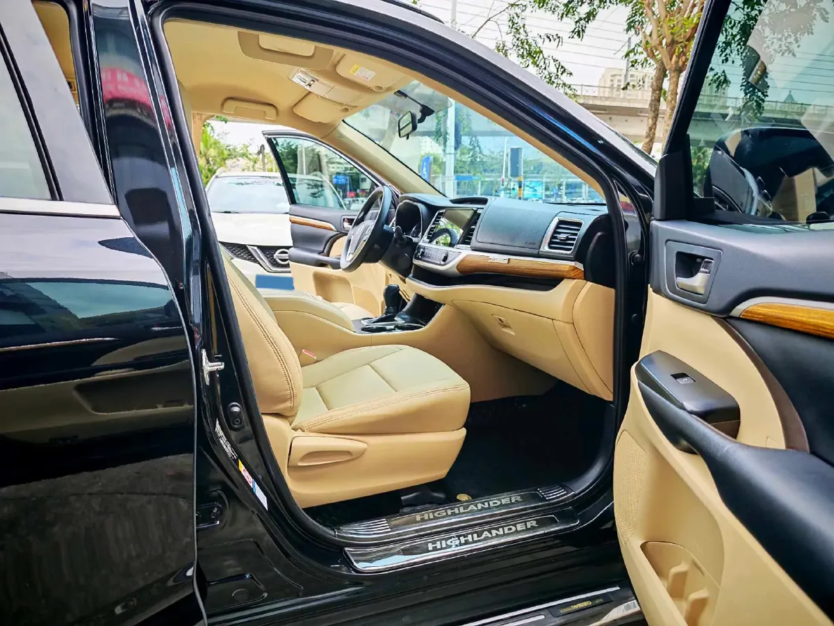 2019 Mazda CX-8 2.5L 192HP L4 6AT,autocango,china used car exporter,china ev exporter,chinese used car exporter,chinese used ev exporter