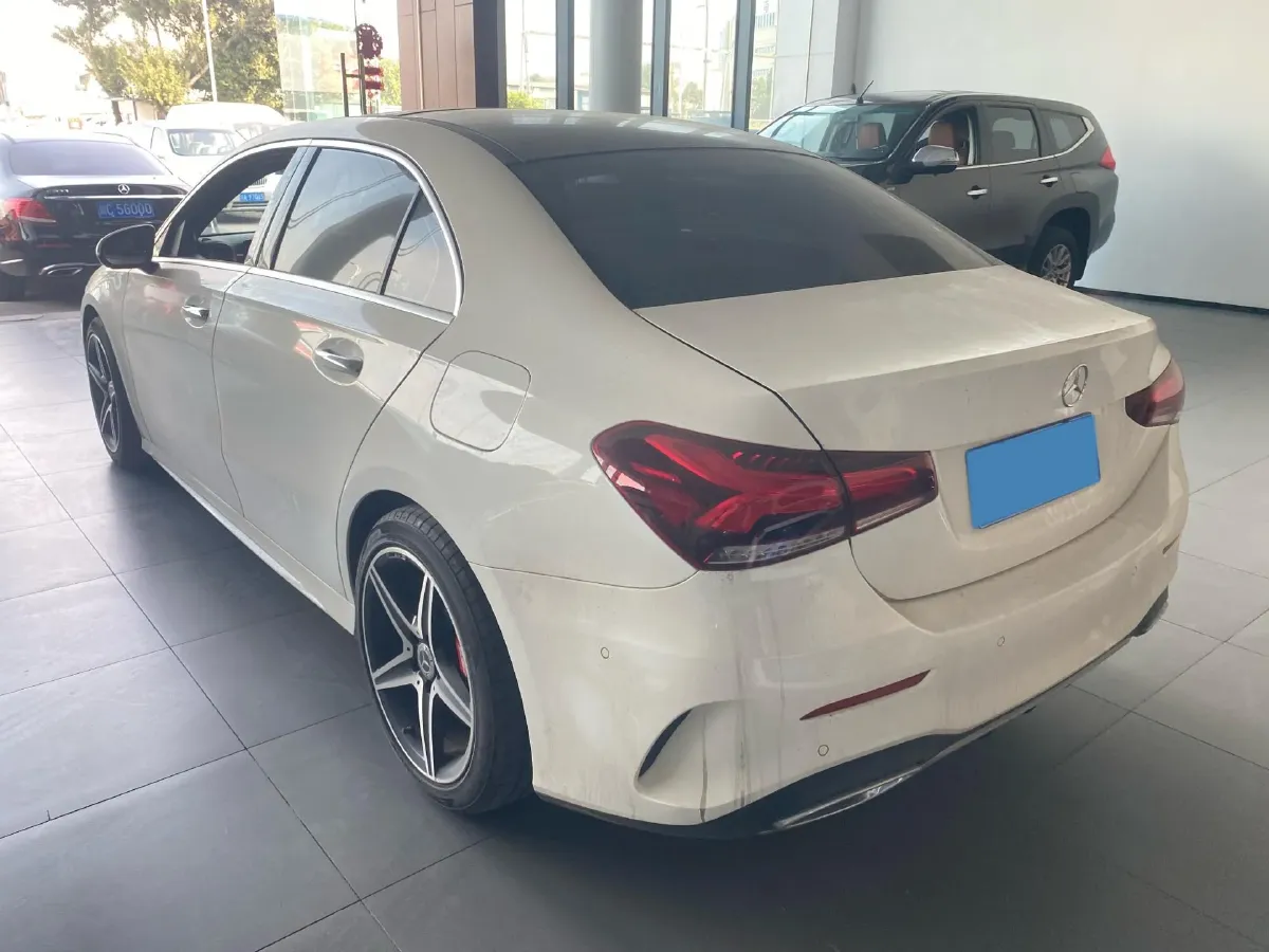 2021 Mercedes-Benz A Class 1.3T 163HP L4 7DCT,autocango,china used car exporter,china ev exporter,chinese used car exporter,chinese used ev exporter