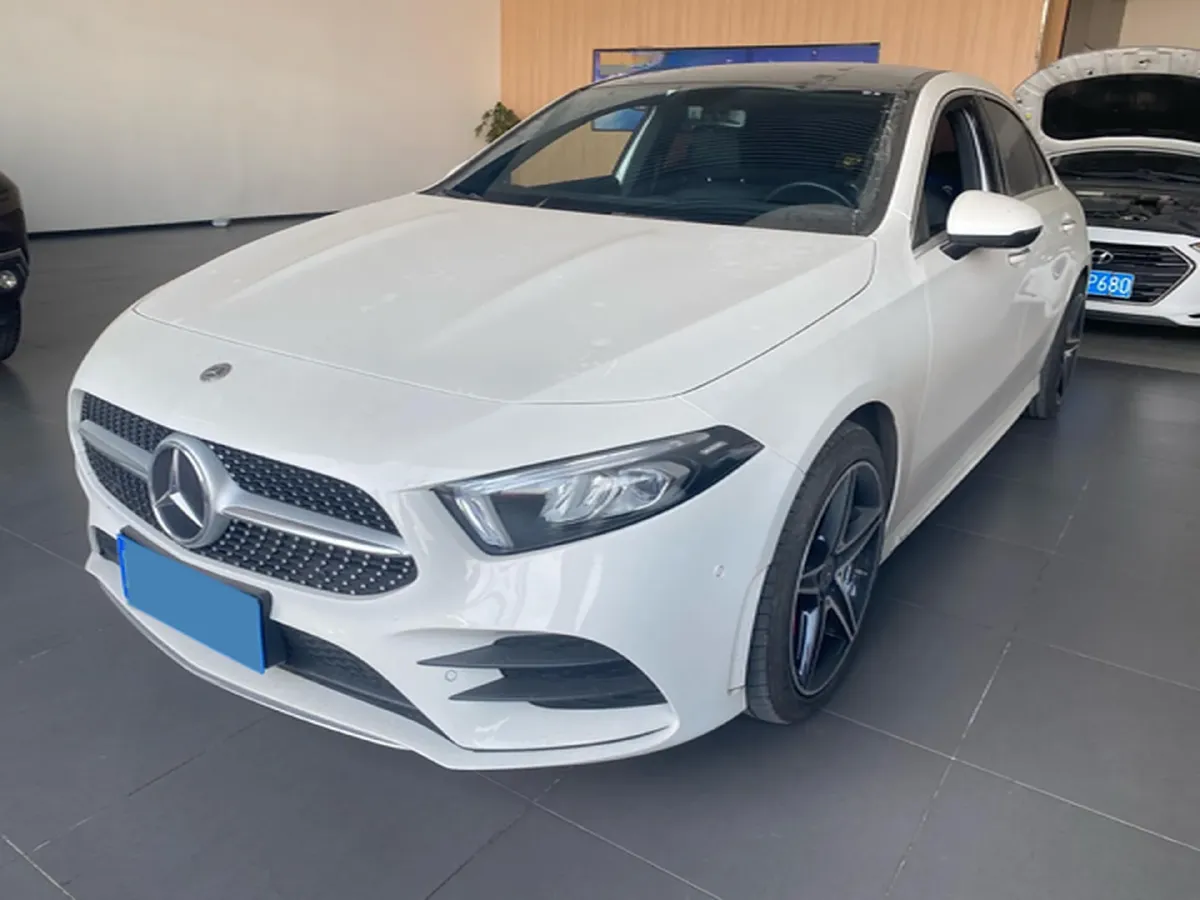 2021 Mercedes-Benz A Class 1.3T 163HP L4 7DCT,autocango,china used car exporter,china ev exporter,chinese used car exporter,chinese used ev exporter