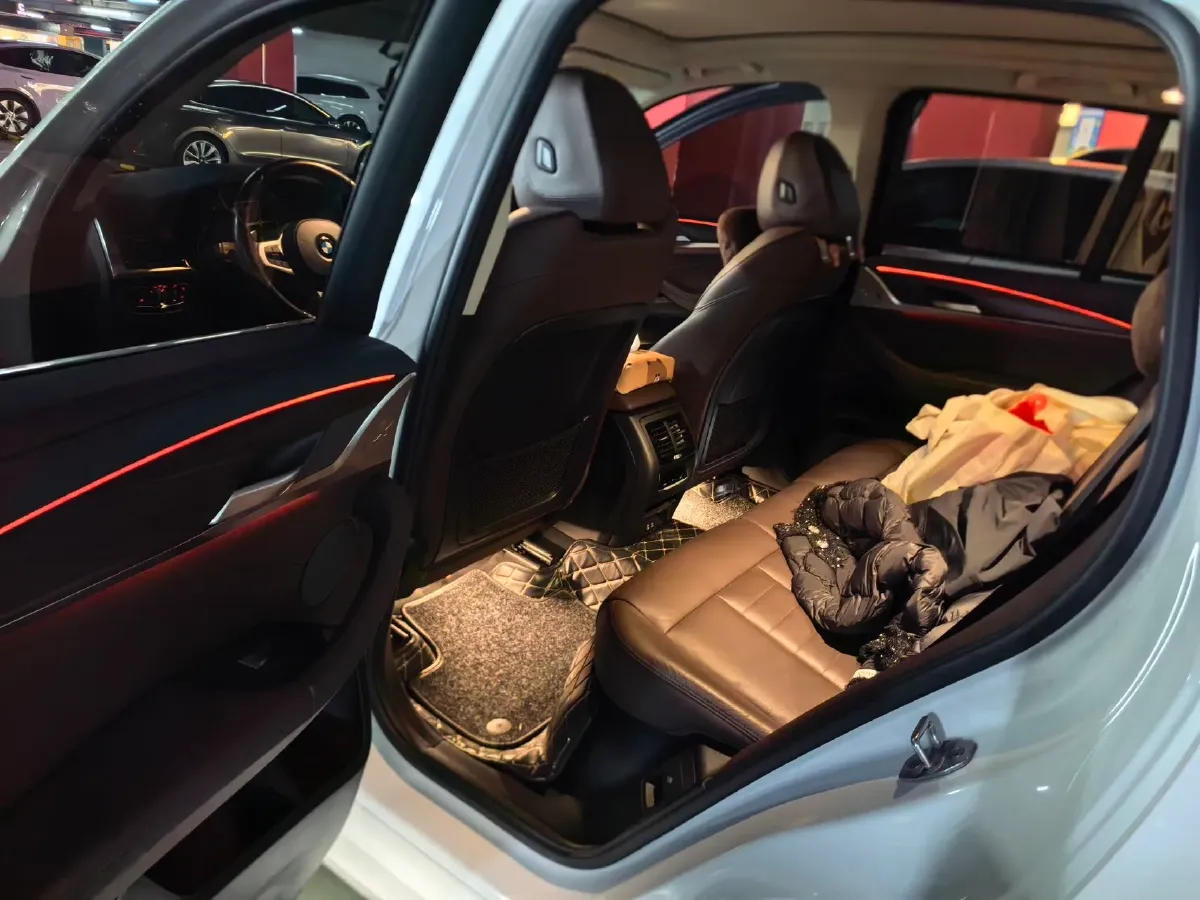 2020 BMW X3 2.0T 224HP L4 8AT,autocango,china used car exporter,china ev exporter,chinese used car exporter,chinese used ev exporter