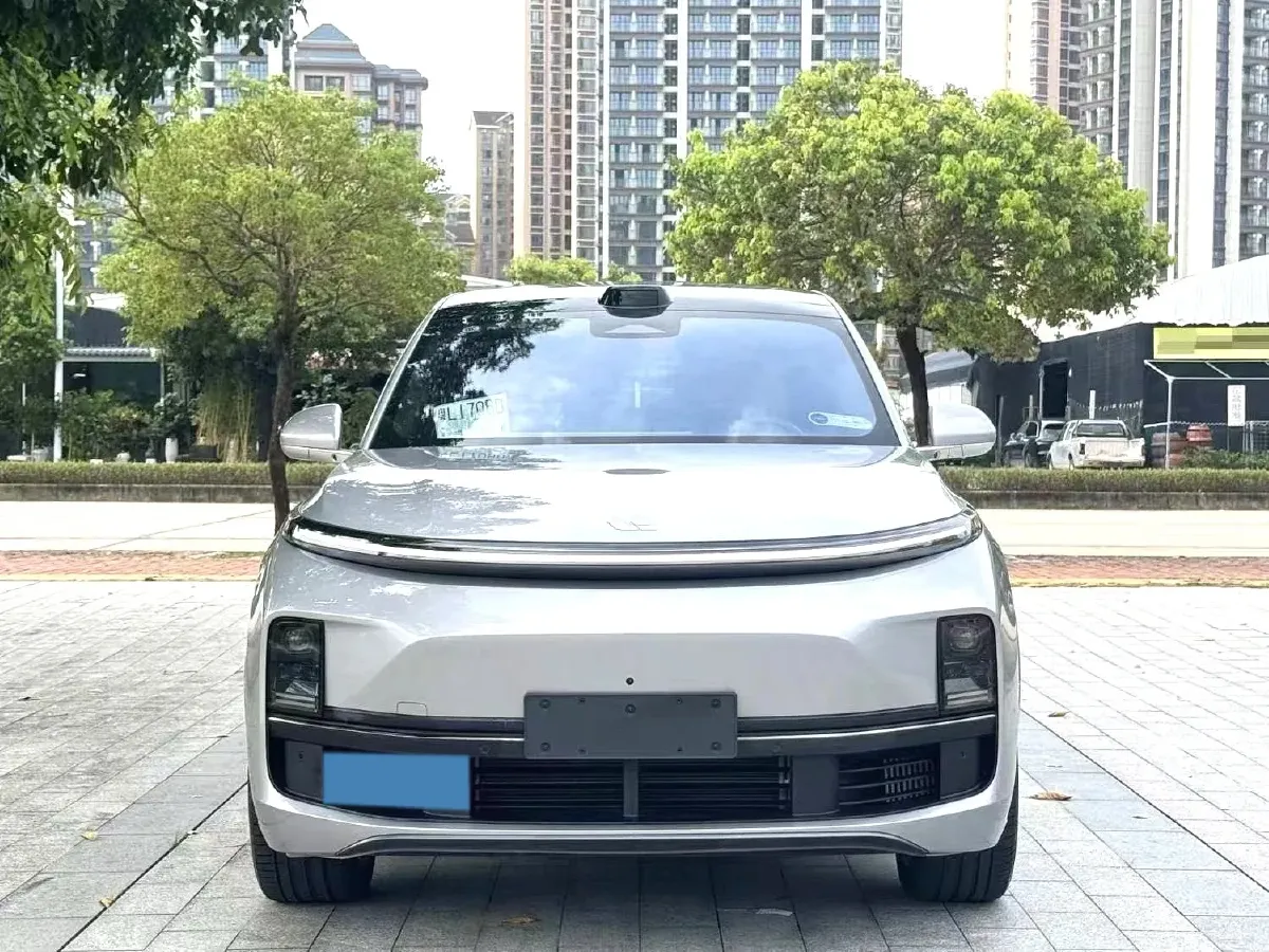 2024 Li L9 Range Extended 154HP REEV 52.3KWH,autocango,china used car exporter,china ev exporter,chinese used car exporter,chinese used ev exporter