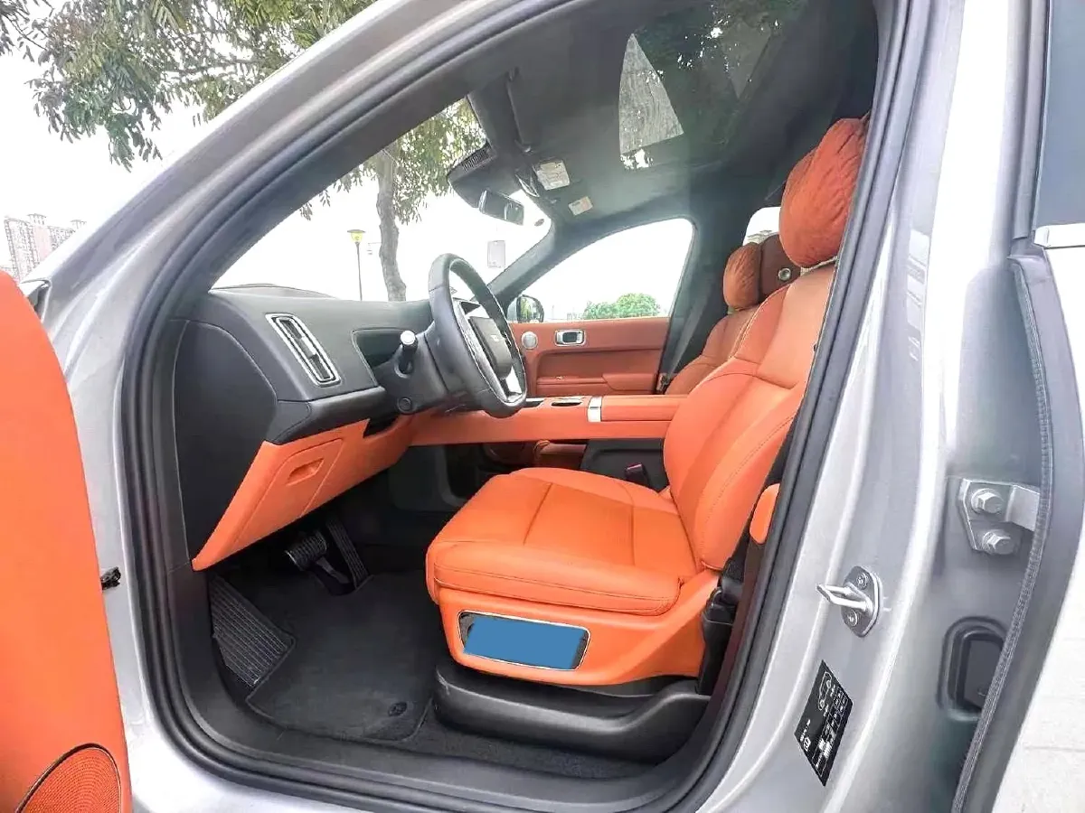 2024 Li L9 Range Extended 154HP REEV 52.3KWH,autocango,china used car exporter,china ev exporter,chinese used car exporter,chinese used ev exporter