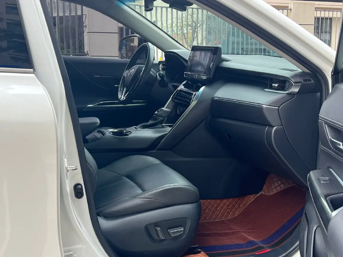 2022 Toyota Harrier 2.0L 171HP L4 CVT,autocango,china used car exporter,china ev exporter,chinese used car exporter,chinese used ev exporter