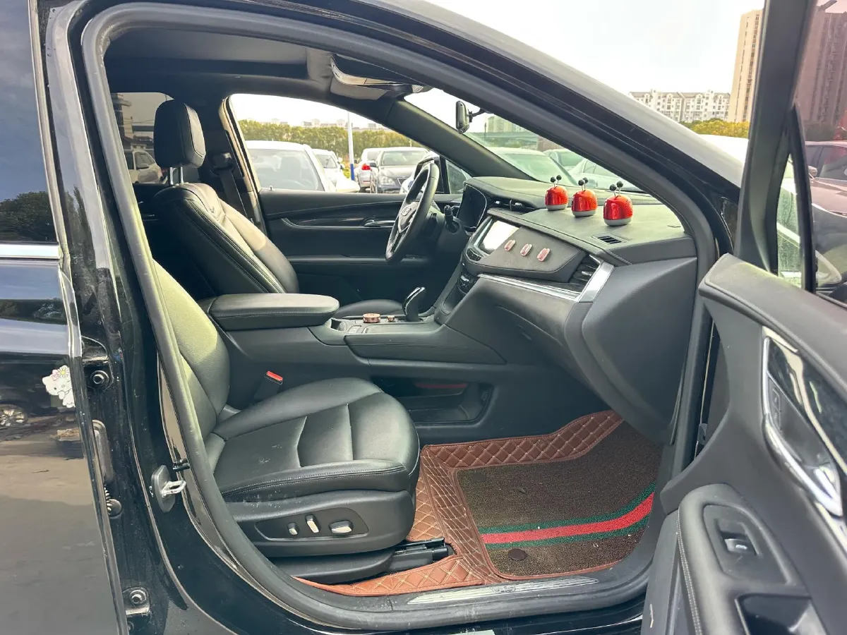 2021 Cadillac XT5 2.0T 237HP L4 9AT,autocango,china used car exporter,china ev exporter,chinese used car exporter,chinese used ev exporter