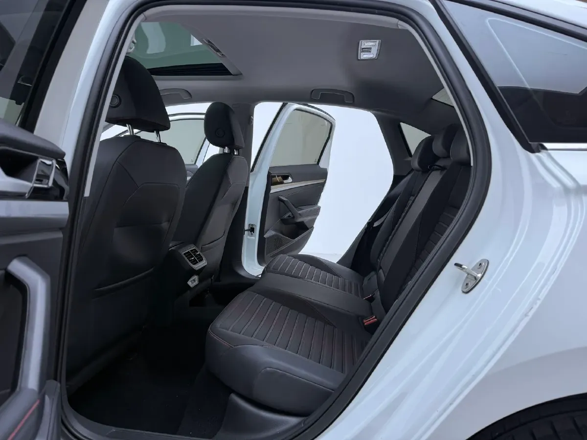 2023 Volkswagen Lavida 1.4T 150HP L4 7DCT,autocango,china used car exporter,china ev exporter,chinese used car exporter,chinese used ev exporter