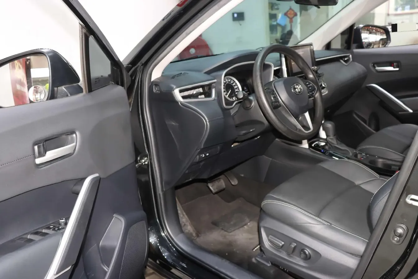 2022 Toyota Frontlander 2.0L 171HP L4 CVT,autocango,china used car exporter,china ev exporter,chinese used car exporter,chinese used ev exporter