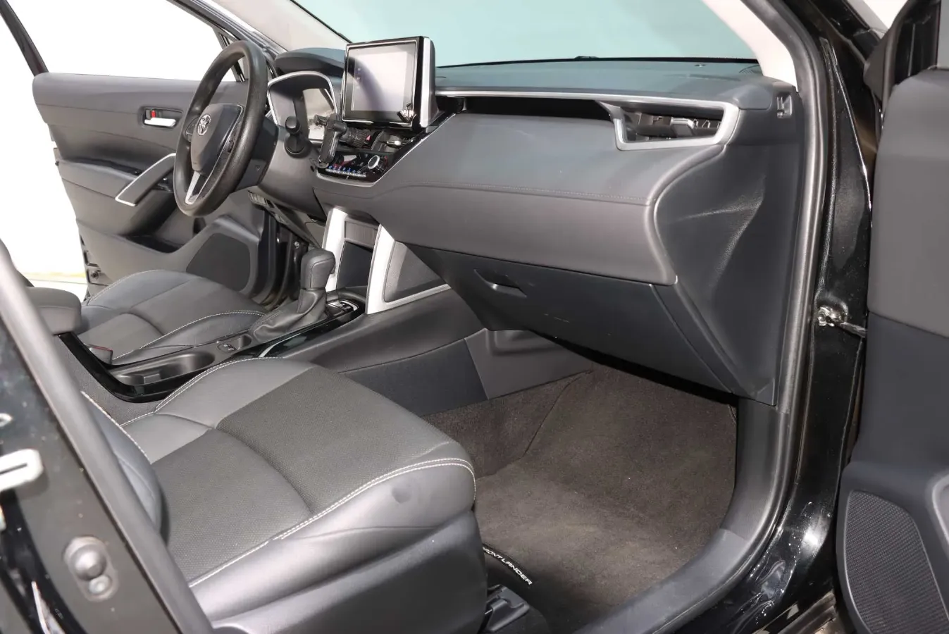 2022 Toyota Frontlander 2.0L 171HP L4 CVT,autocango,china used car exporter,china ev exporter,chinese used car exporter,chinese used ev exporter