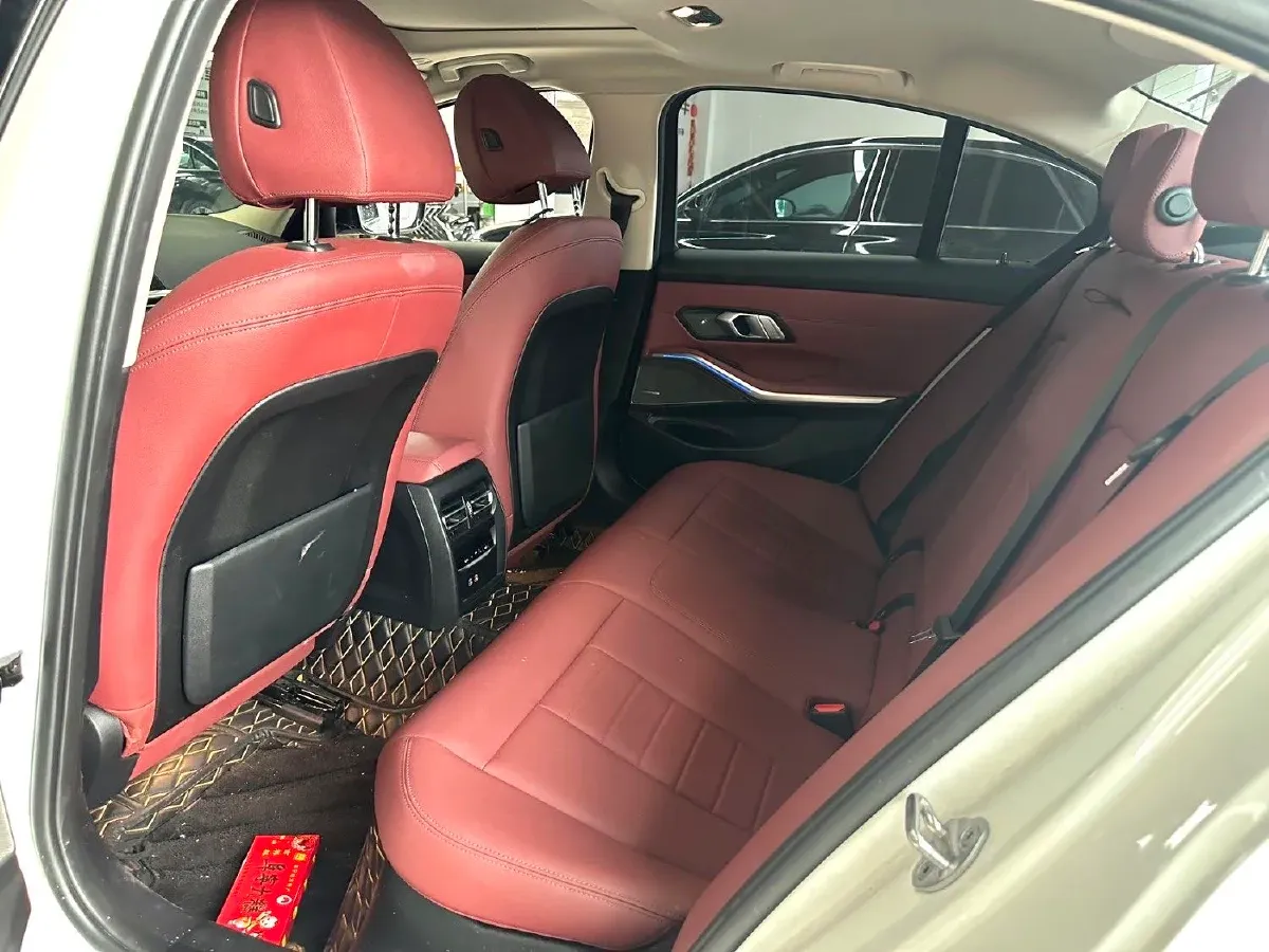 2021 BMW 3 Series 2.0T 184HP L4 8AT,autocango,china used car exporter,china ev exporter,chinese used car exporter,chinese used ev exporter