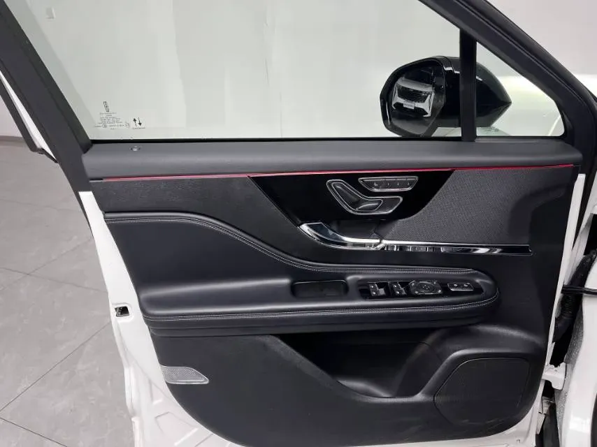 2024 Lincoln Corsair 1.5T 193HP L4 E-CVT Hybrid,autocango,china used car exporter,china ev exporter,chinese used car exporter,chinese used ev exporter