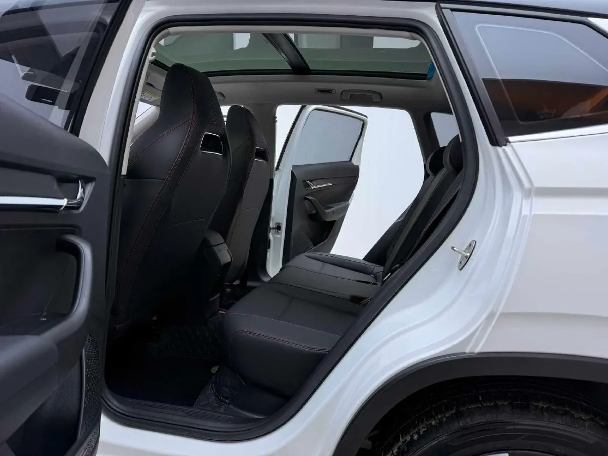 2022 Skoda Kamiq 1.5L 112HP L4 6AT,autocango,china used car exporter,china ev exporter,chinese used car exporter,chinese used ev exporter