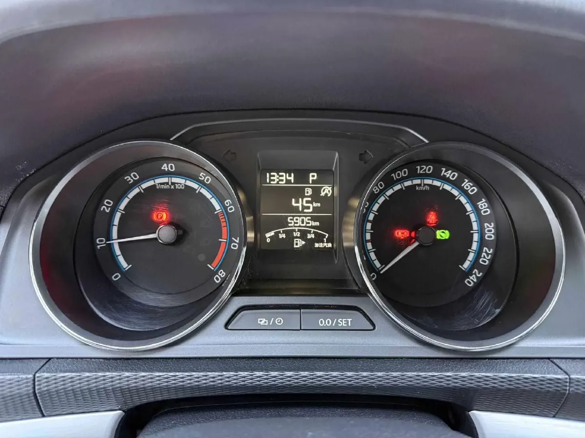 2022 Skoda Kamiq 1.5L 112HP L4 6AT,autocango,china used car exporter,china ev exporter,chinese used car exporter,chinese used ev exporter