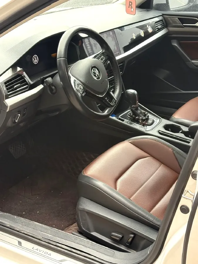 2021 Volkswagen Lavida 1.4T 150HP L4 7DCT,autocango,china used car exporter,china ev exporter,chinese used car exporter,chinese used ev exporter