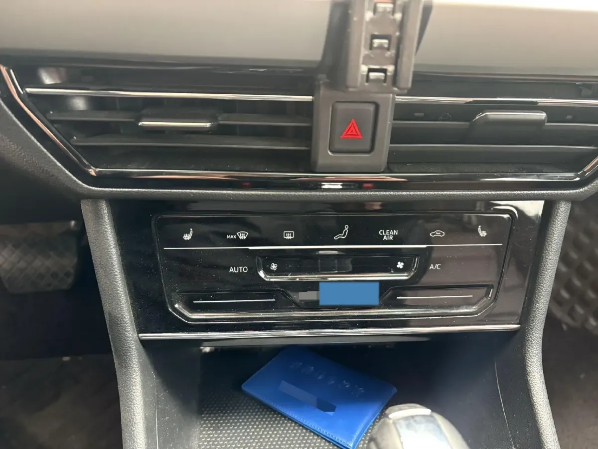 2021 Volkswagen Lavida 1.4T 150HP L4 7DCT,autocango,china used car exporter,china ev exporter,chinese used car exporter,chinese used ev exporter