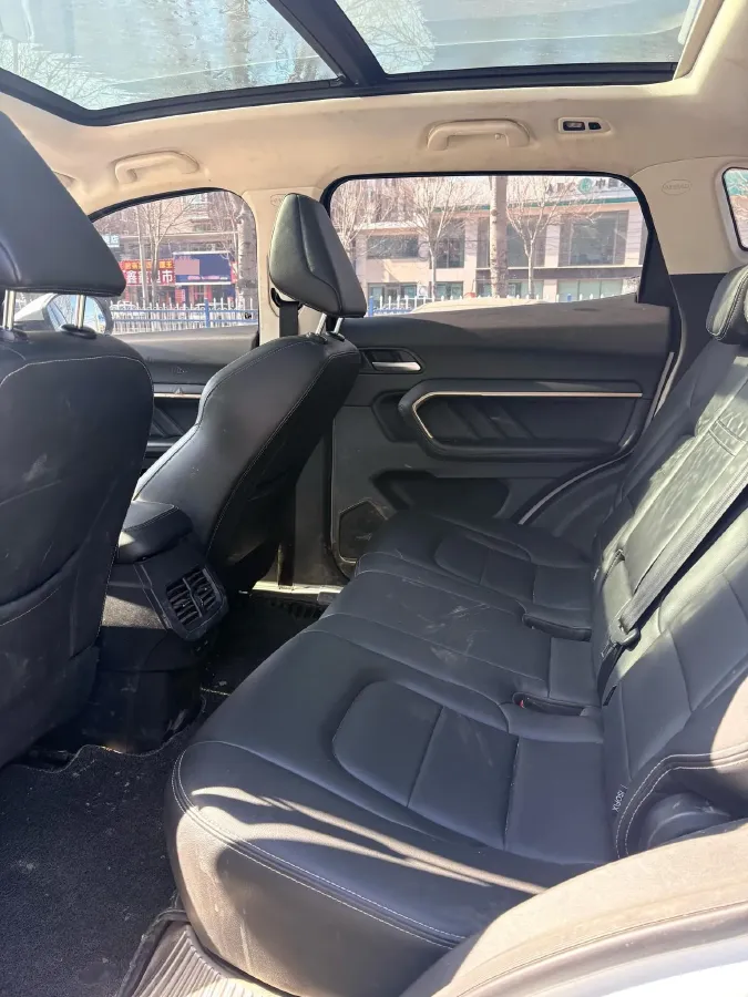 2019 Haval H6 2.0T 197HP L4 7DCT,autocango,china used car exporter,china ev exporter,chinese used car exporter,chinese used ev exporter