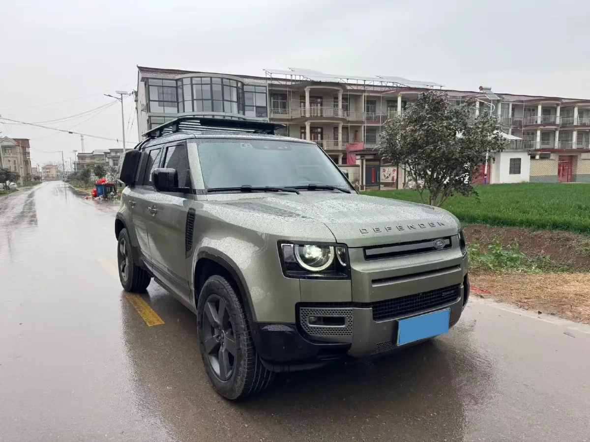 2023 Land Rover Defender 3.0T 400HP L6 8AT,autocango,china used car exporter,china ev exporter,chinese used car exporter,chinese used ev exporter
