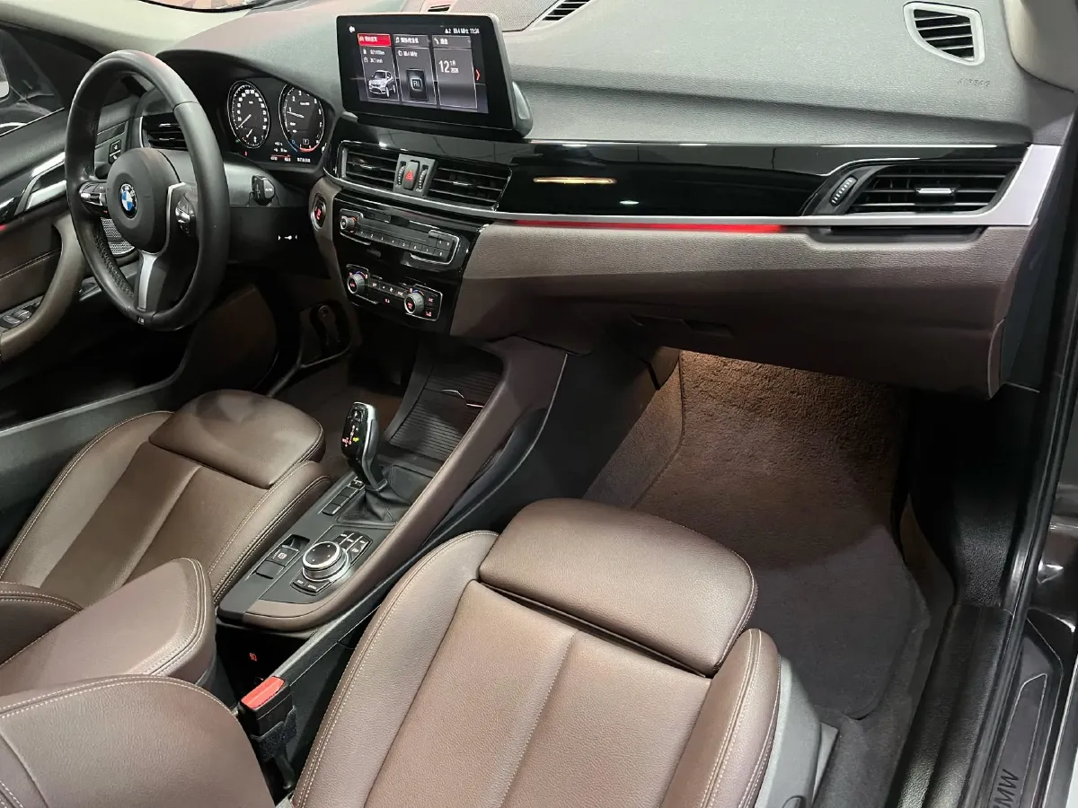 2021 BMW X1 2.0T 192HP L4 7DCT,autocango,china used car exporter,china ev exporter,chinese used car exporter,chinese used ev exporter