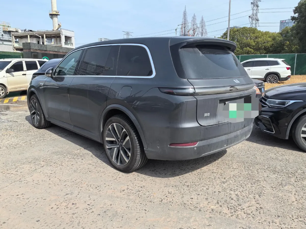 2022 Li L9 Range Extended 154HP REEV 42.6KWH,autocango,china used car exporter,china ev exporter,chinese used car exporter,chinese used ev exporter