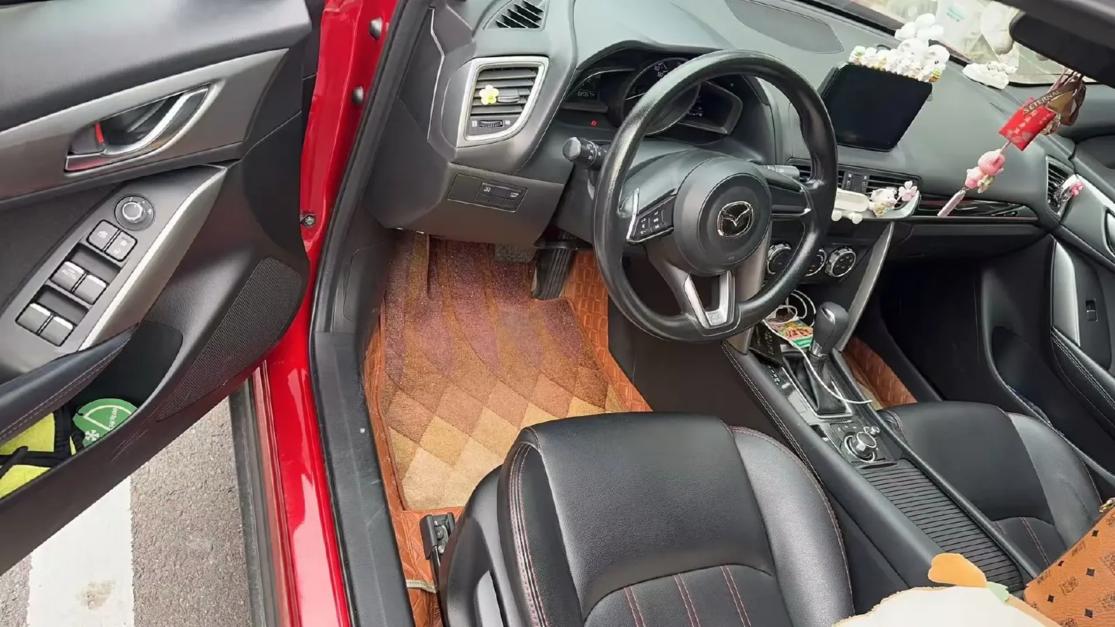 2019 ChangAn Oshan Cosmos 1.5T 178HP L4 7DCT,autocango,china used car exporter,china ev exporter,chinese used car exporter,chinese used ev exporter