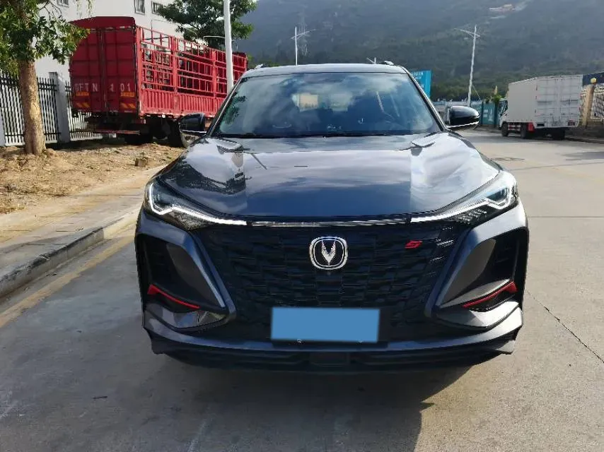 2021 ChangAn CS75 Plus 1.5T 178HP L4 6AT,autocango,china used car exporter,china ev exporter,chinese used car exporter,chinese used ev exporter