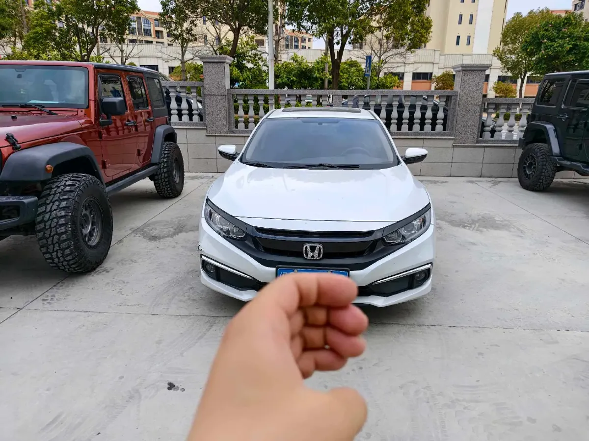 2019 Honda Civic 1.0T 125HP L3 CVT,autocango,china used car exporter,china ev exporter,chinese used car exporter,chinese used ev exporter