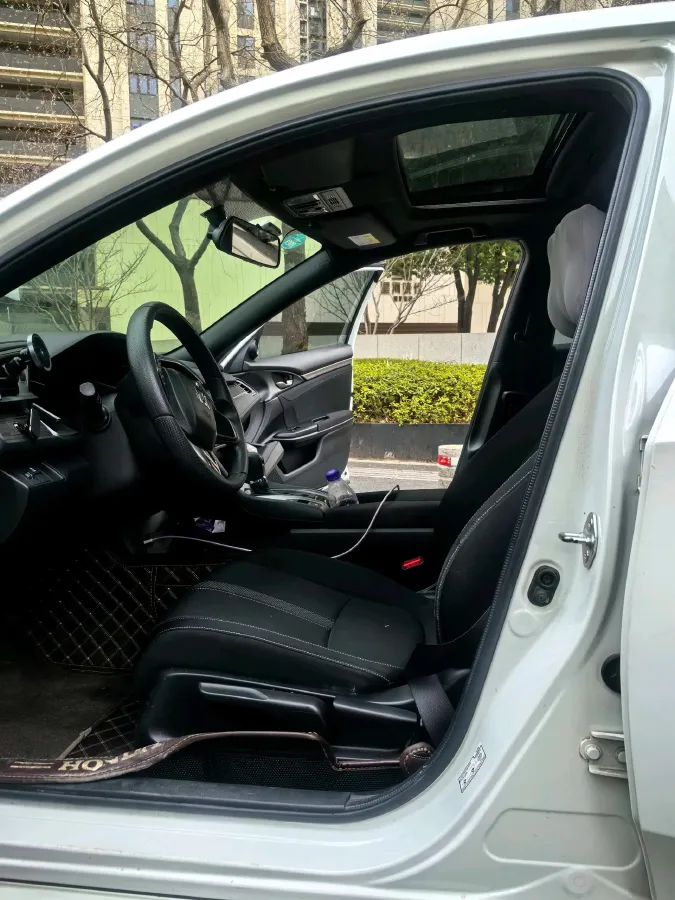 2021 Honda Civic 1.5T 177HP L4 CVT,autocango,china used car exporter,china ev exporter,chinese used car exporter,chinese used ev exporter