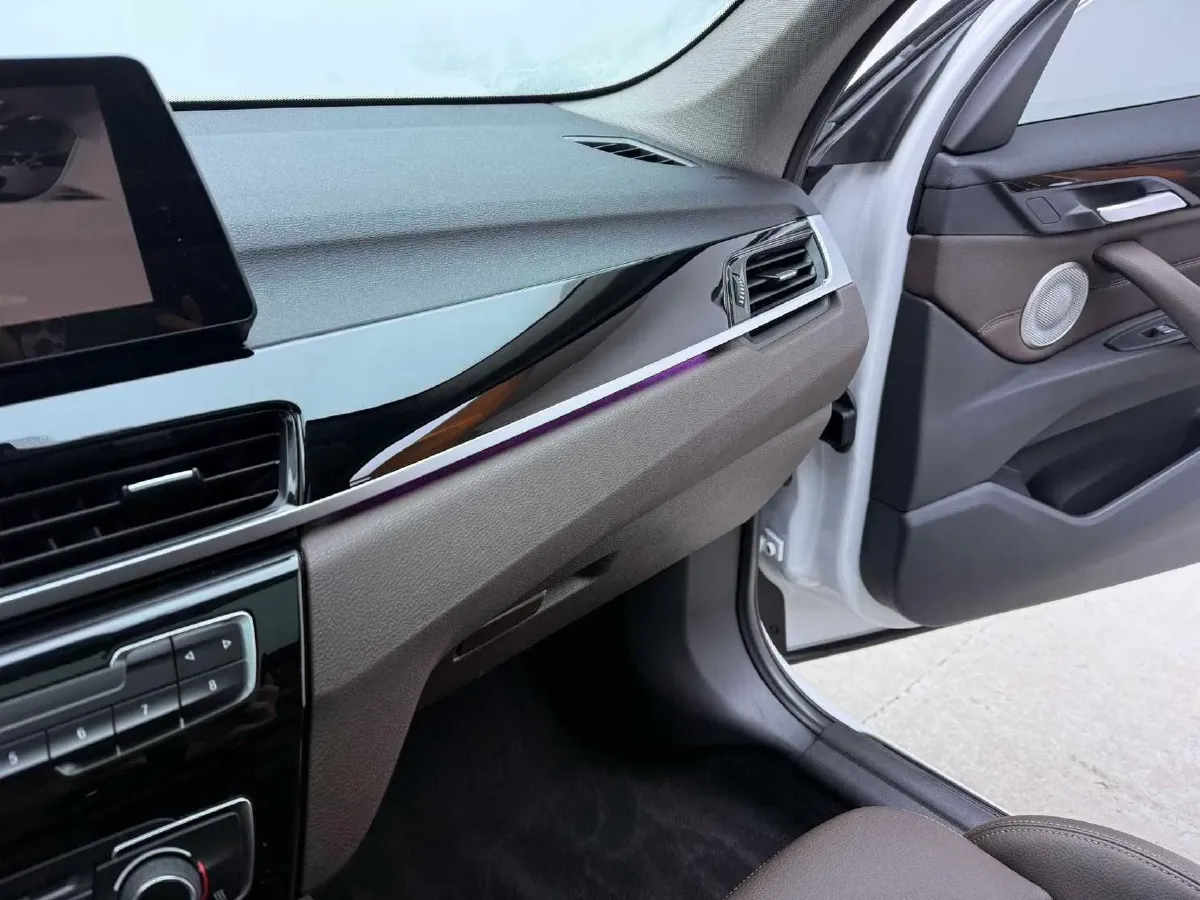 2022 BMW X1 1.5T 140HP L3 7DCT,autocango,china used car exporter,china ev exporter,chinese used car exporter,chinese used ev exporter